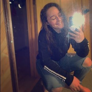 Meet your Posher, Elizabeth